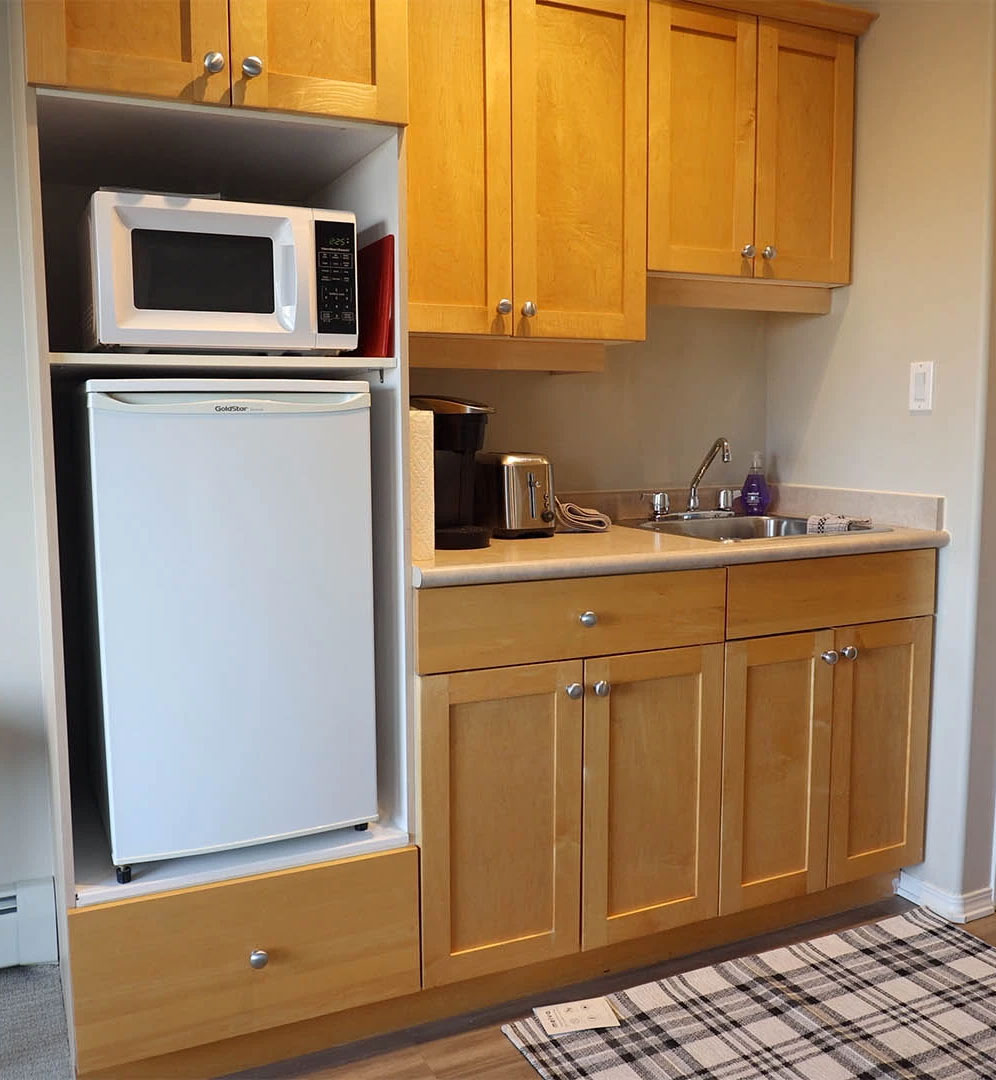 kitchenette in suite